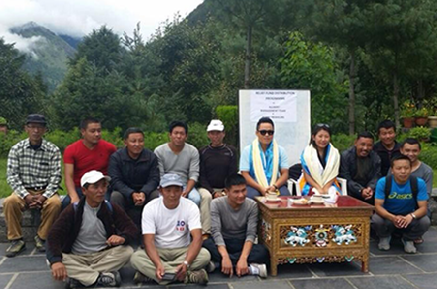 Supporting Trekking Guides in the Everest Region